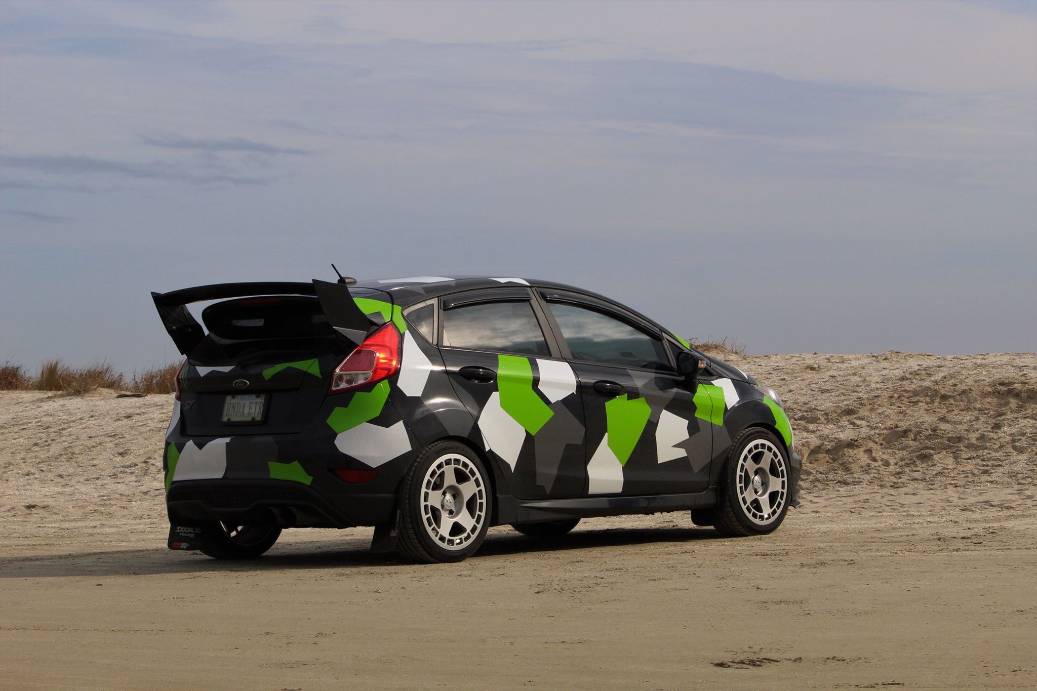 *Race Rear Wing Spoiler for 2014+ Ford Fiesta ST [MK 7.5 JA8 ST180] by